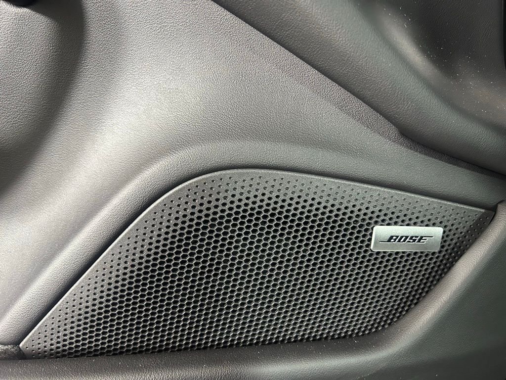 2025 Porsche Taycan S - Photo 26