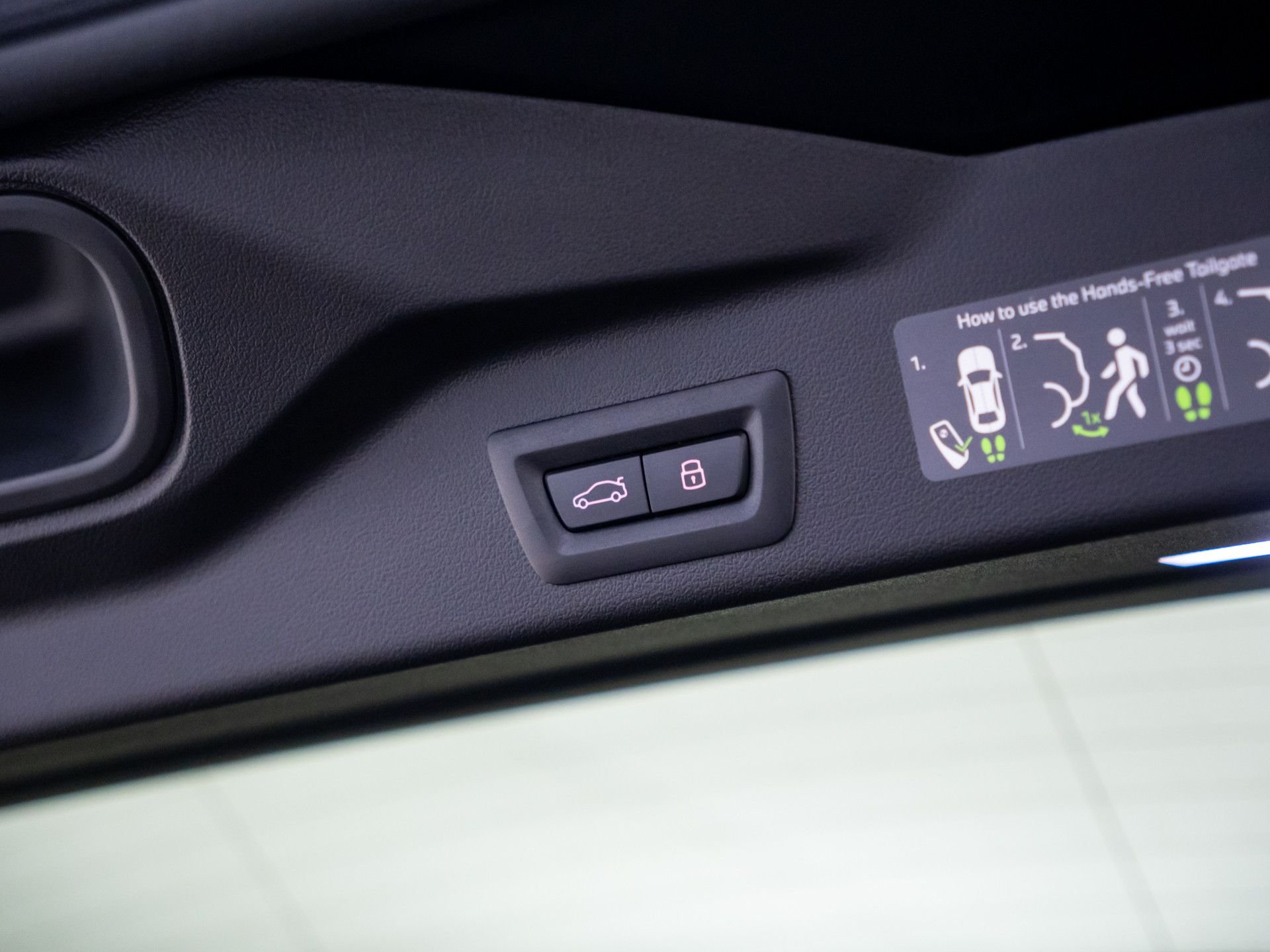 New 2026 Black Sapphire Metallic BMW xDrive40i image 34