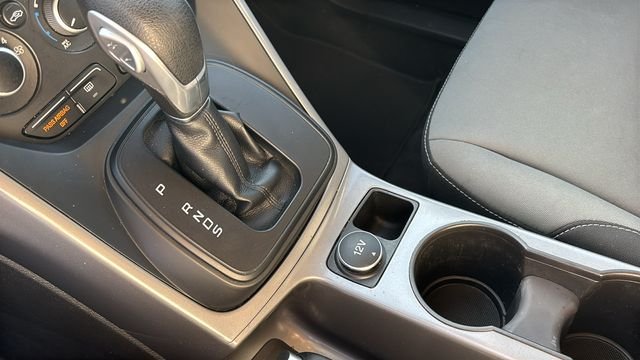 Used 2015 Ingot Silver Ford SE image 18