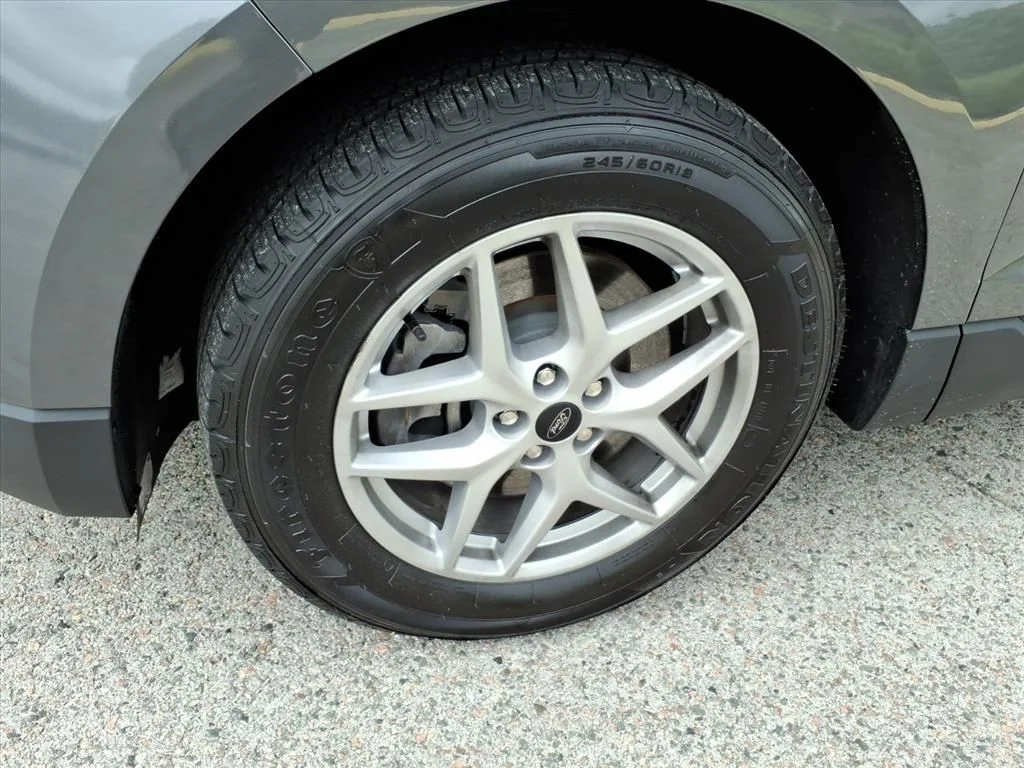 2024 Ford Edge SEL - Photo 11