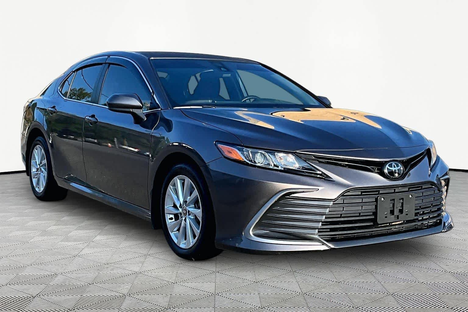 Used 2023 Predawn Gray Mica Toyota LE image 3