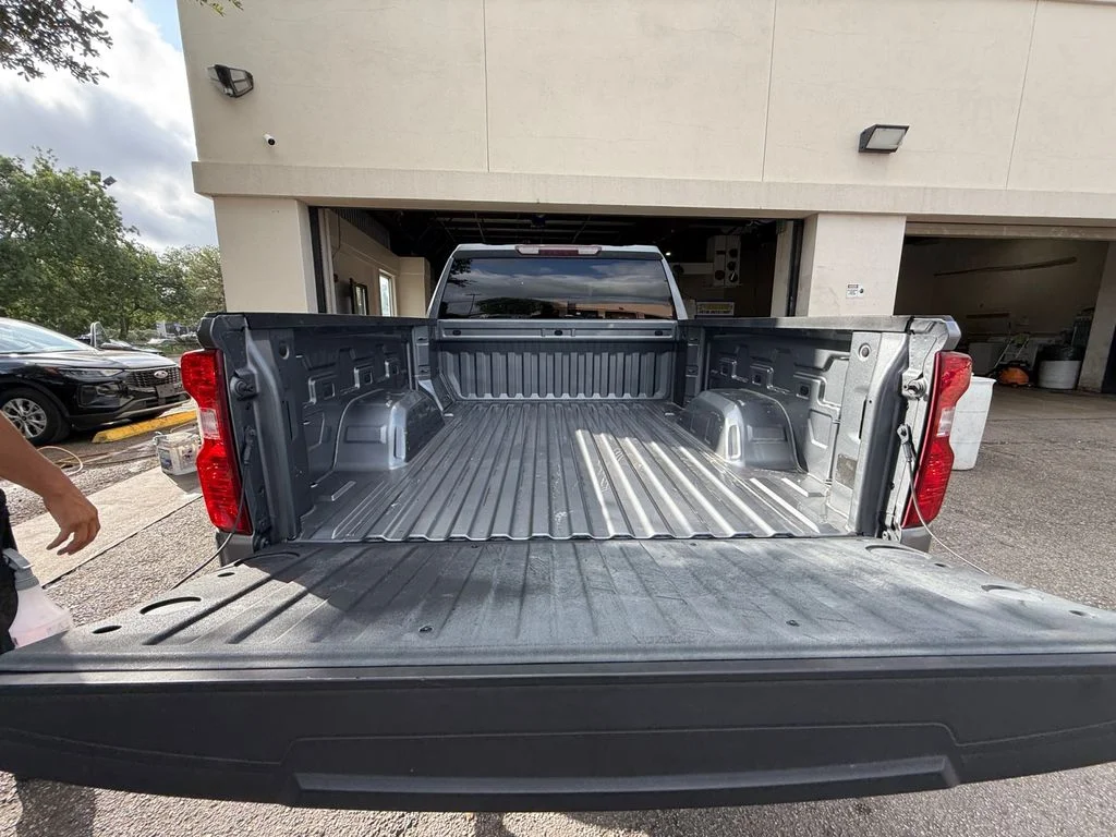 Used 2019 Gray Chevrolet LT image 19