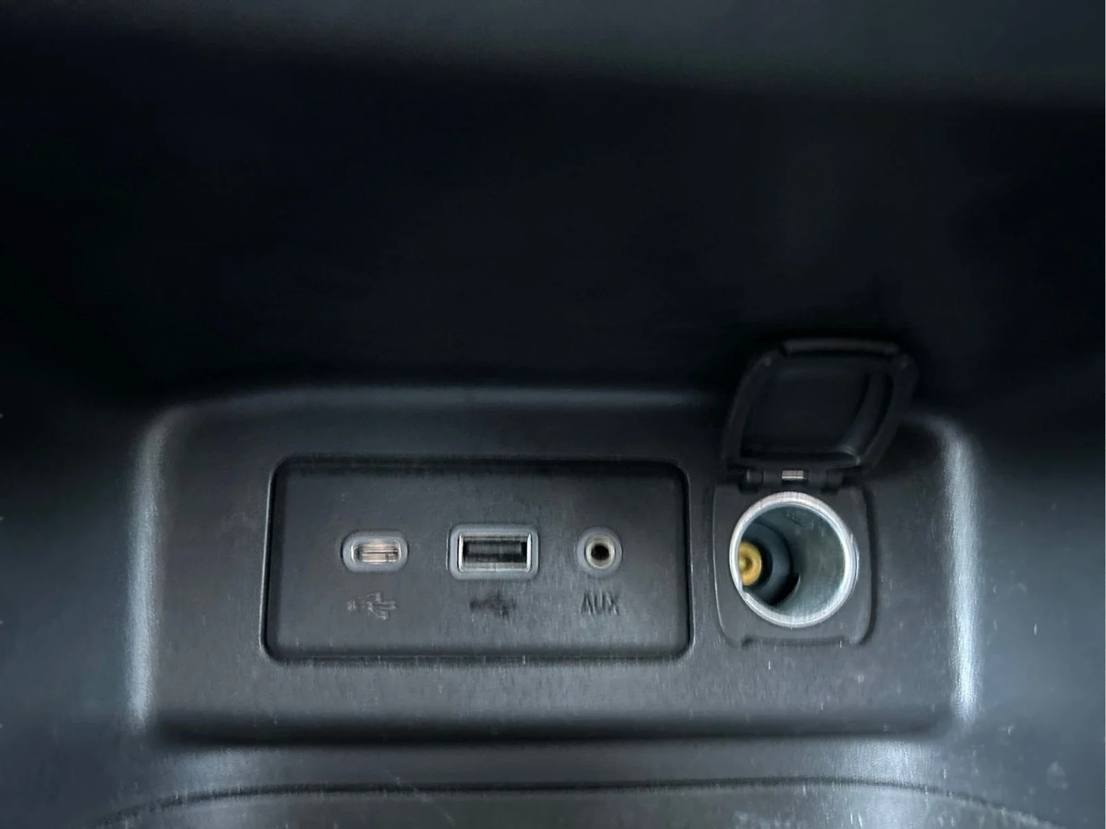 Used 2020 Summit White Chevrolet LT image 31