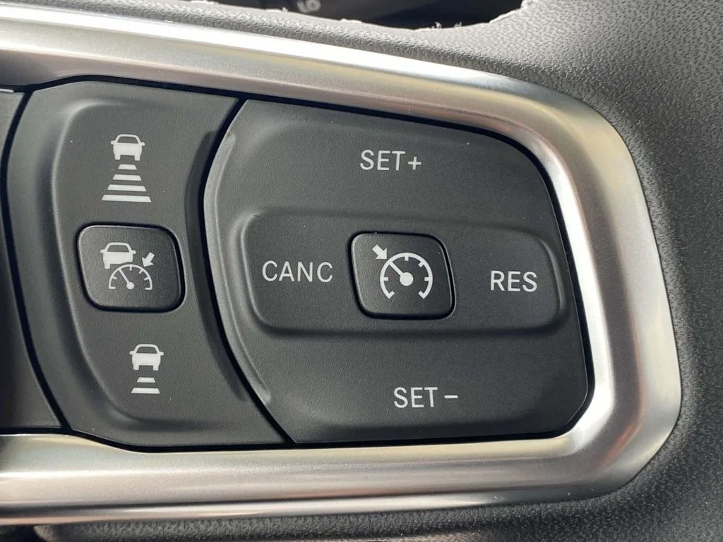 New 2026 Reign Exterior Paint Jeep Sahara image 31
