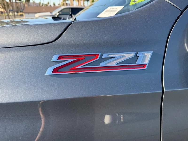 Used 2021 SATIN STEEL METALLIC Chevrolet Z71 image 34