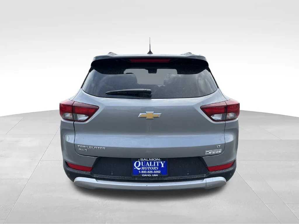 Used 2024 Sterling Gray Metallic Chevrolet LT image 6