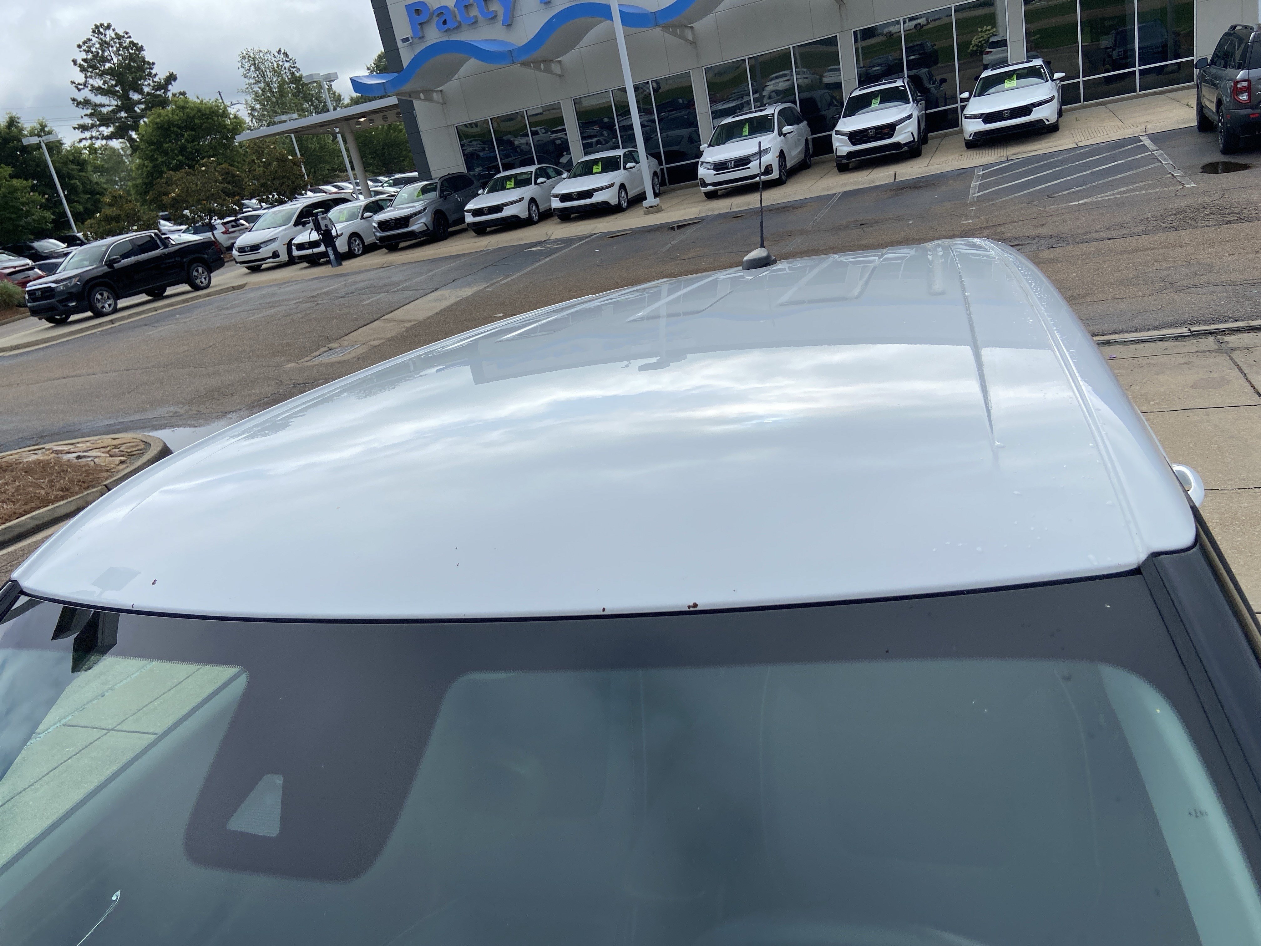 Used 2021 Summit White Chevrolet LS image 28