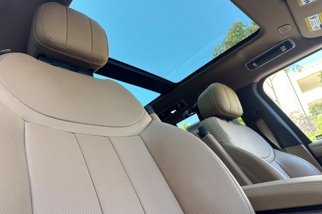2026 Land Rover Range Rover SE - Photo 16