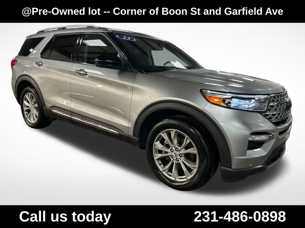Used 2023 Silver Ford Limited image 7