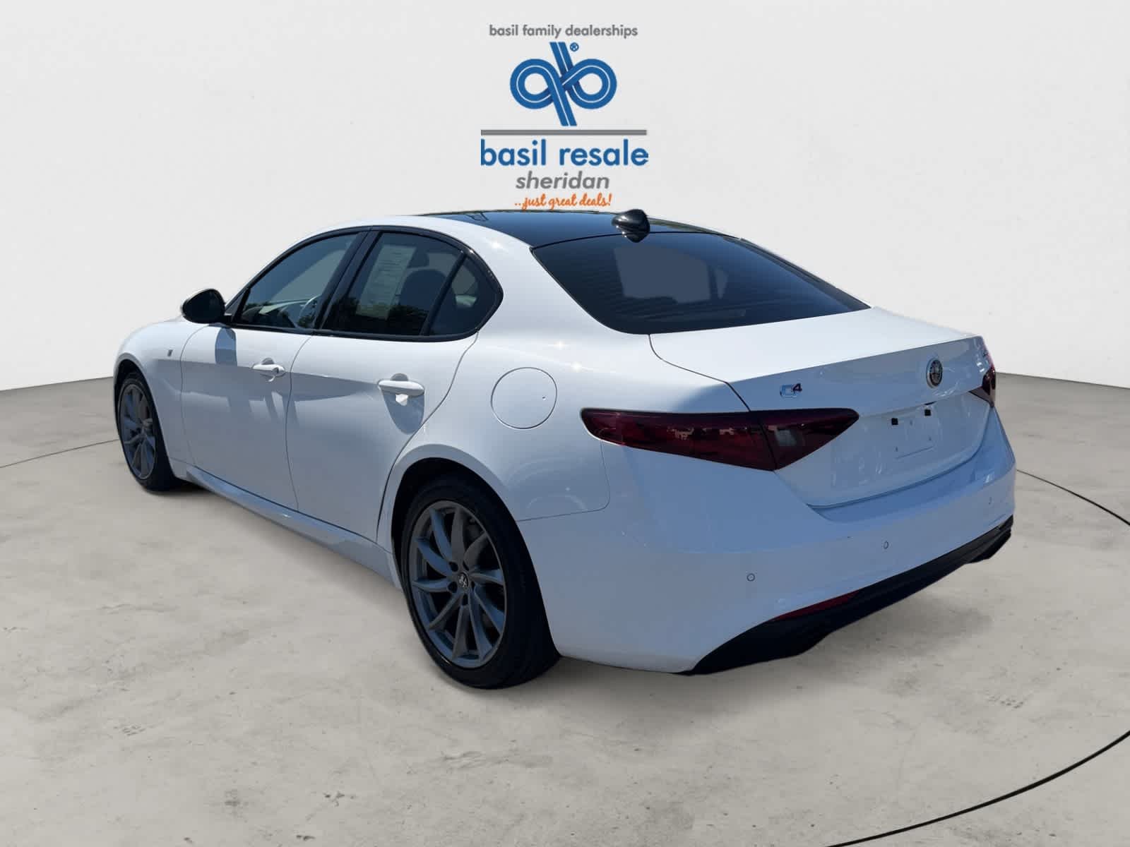 Used 2022 Alfa White Alfa Romeo Ti image 4