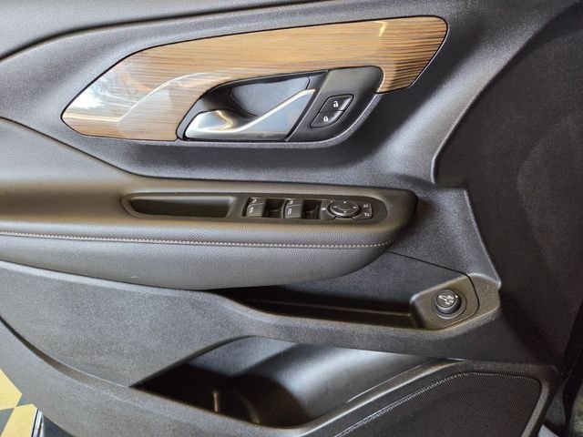 Used 2021 Black GMC SLE image 29