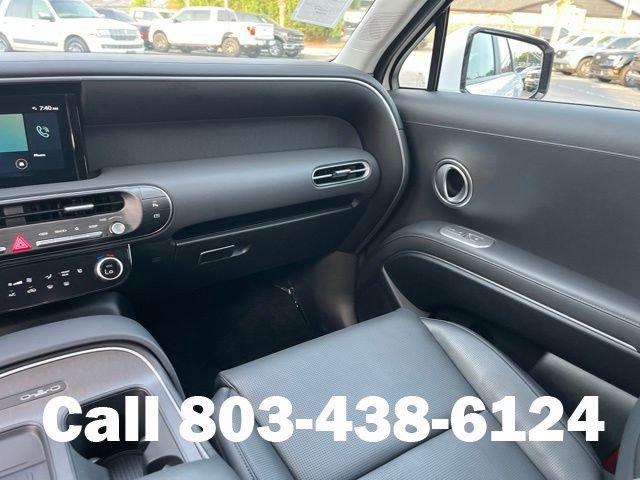 Used 2026 White Hyundai SEL Convenience image 17