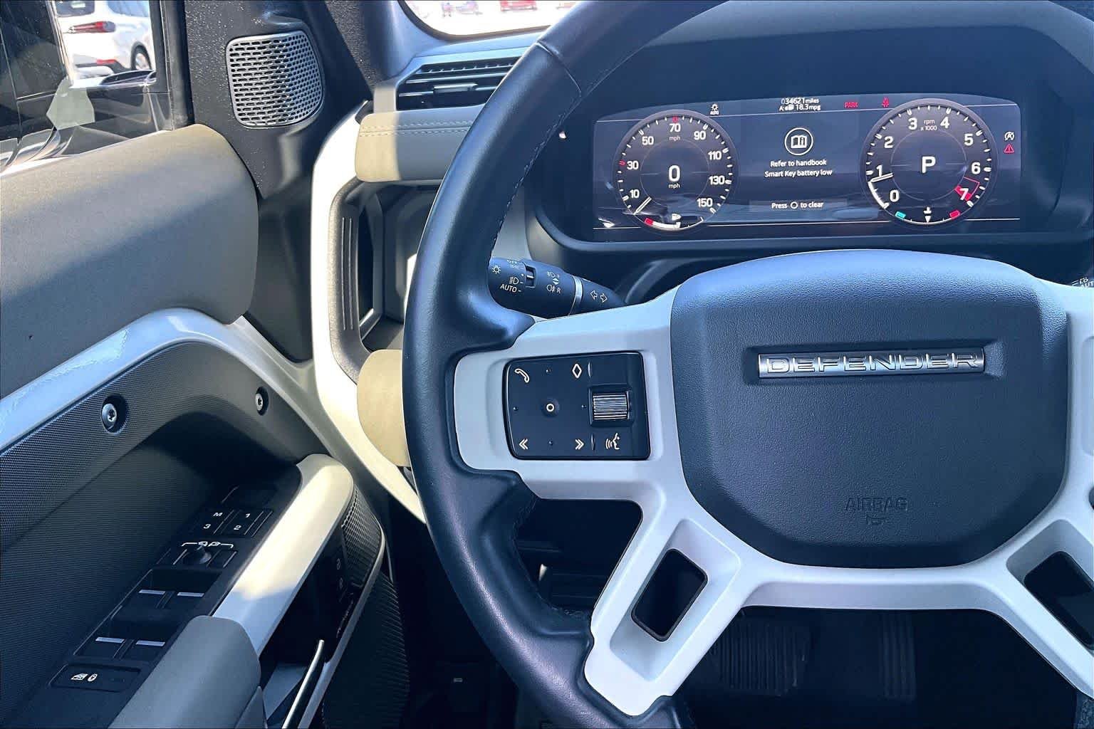Used 2023 Fuji White Land Rover S image 25