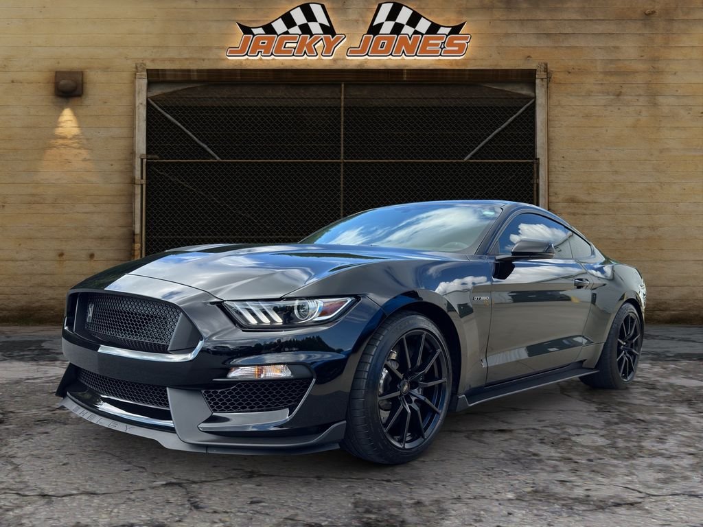 Used 2015 Black Ford Base image 1