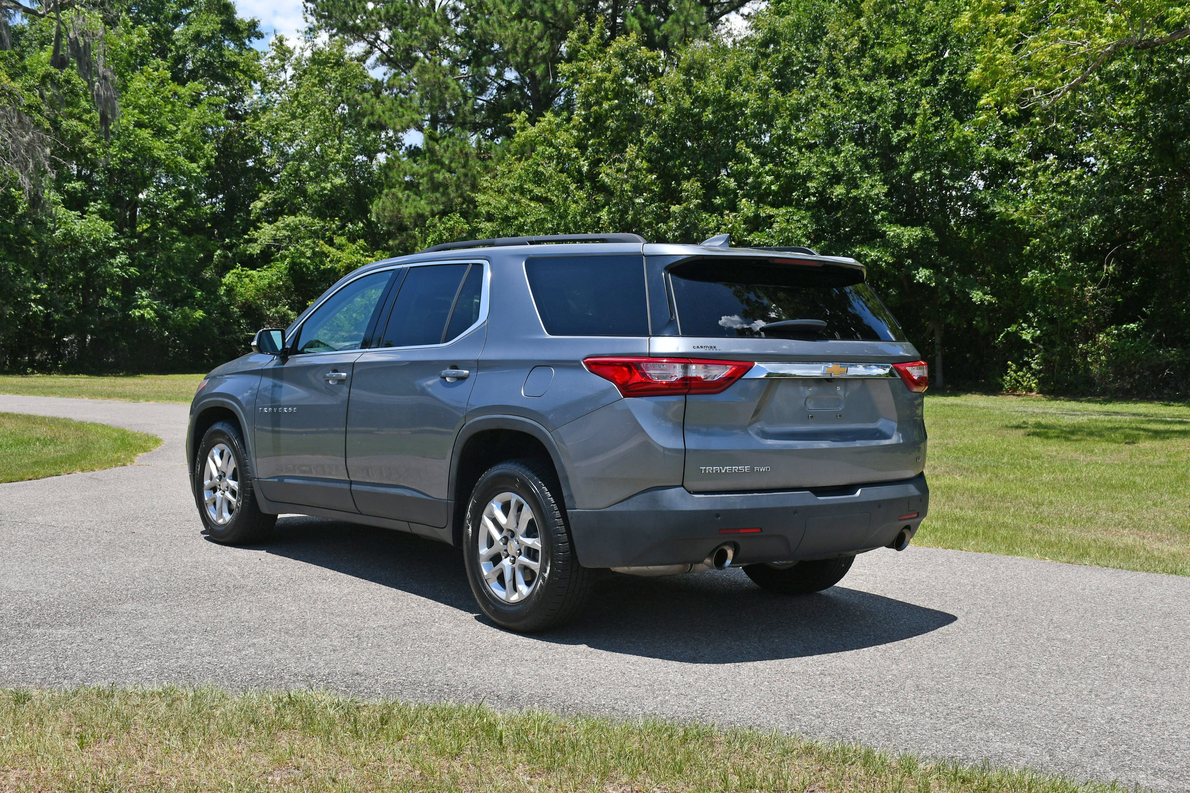 Used 2020 Gray Chevrolet LT image 2