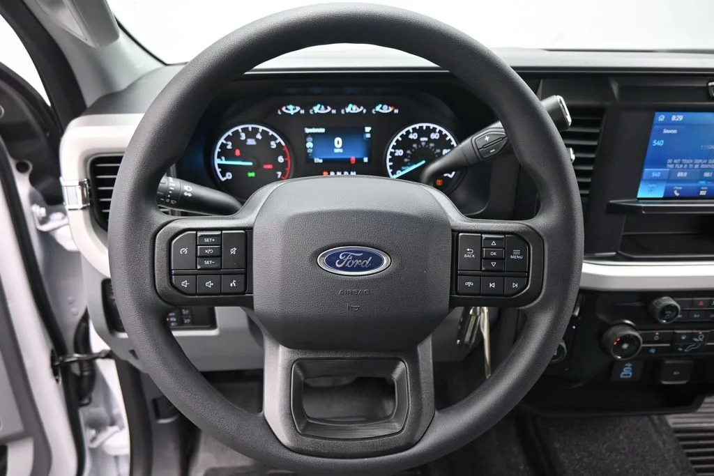 New 2026 Oxford White Ford XL image 9