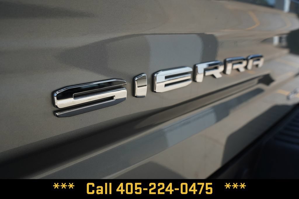 Used 2025 Sterling Metallic GMC SLT image 6