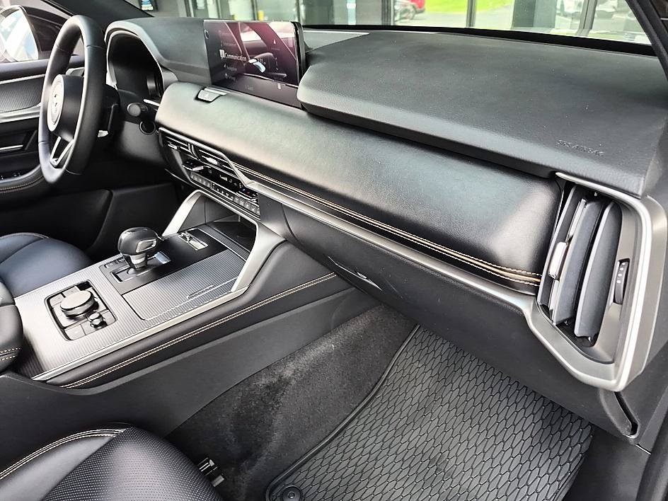 New 2026 Platinum Quartz Metallic Mazda 3.3 Turbo S Premium Sport AWD image 36