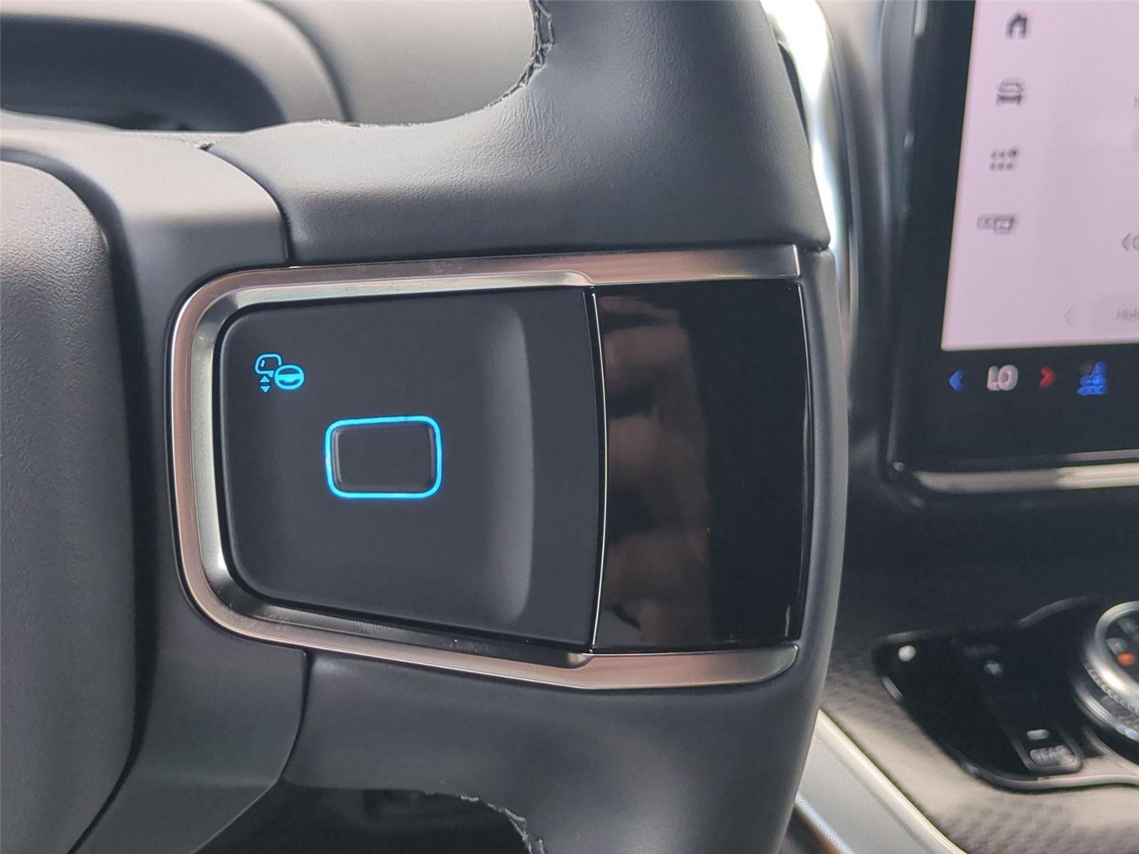 New 2026 Glacier Gray Metallic Tri-Coat Ford MAX Platinum® image 21