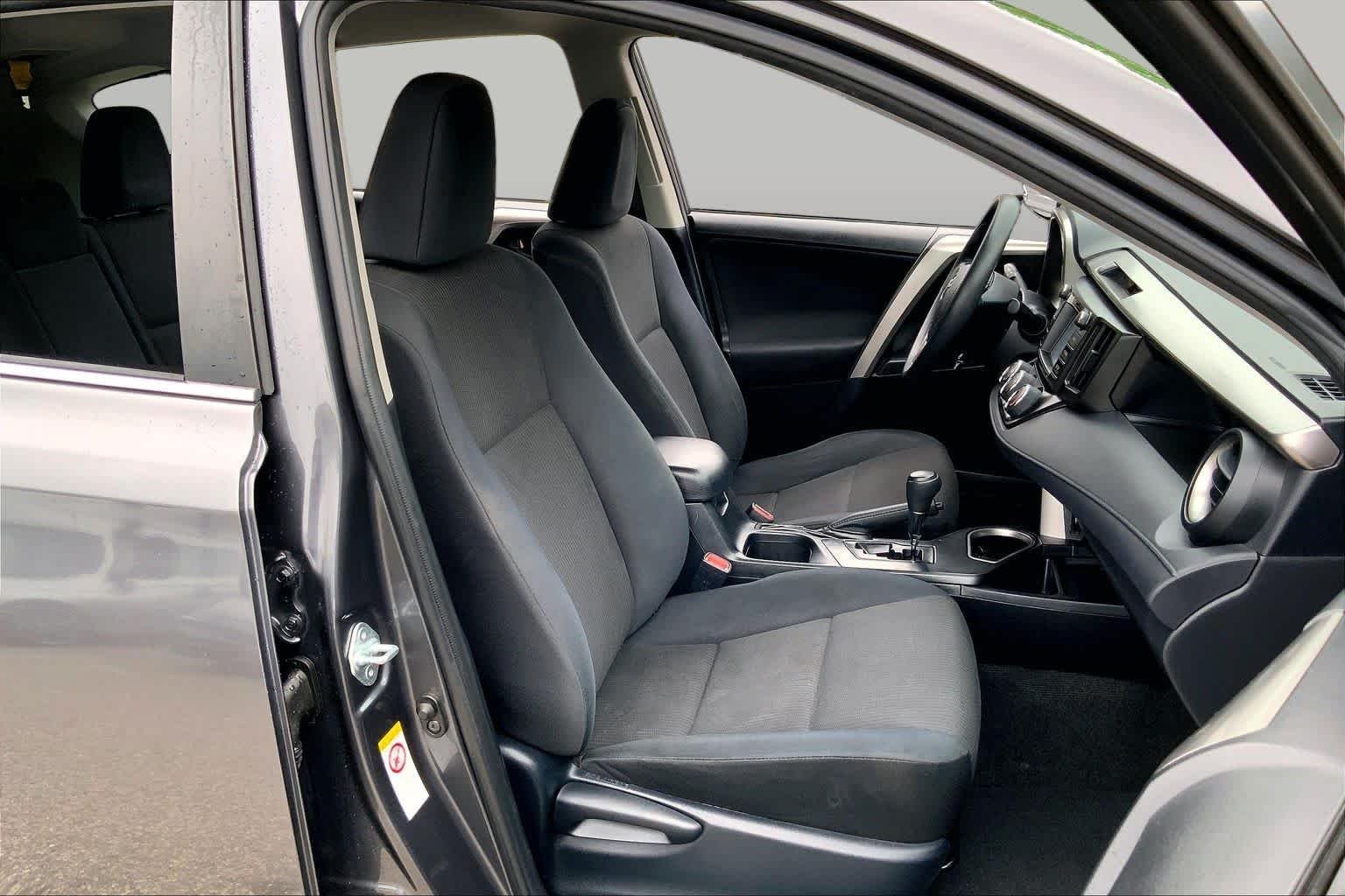 Used 2016 Magnetic Gray Metallic Toyota LE image 8