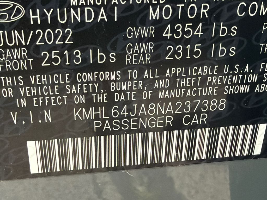Used 2022 Gray Hyundai SEL image 32