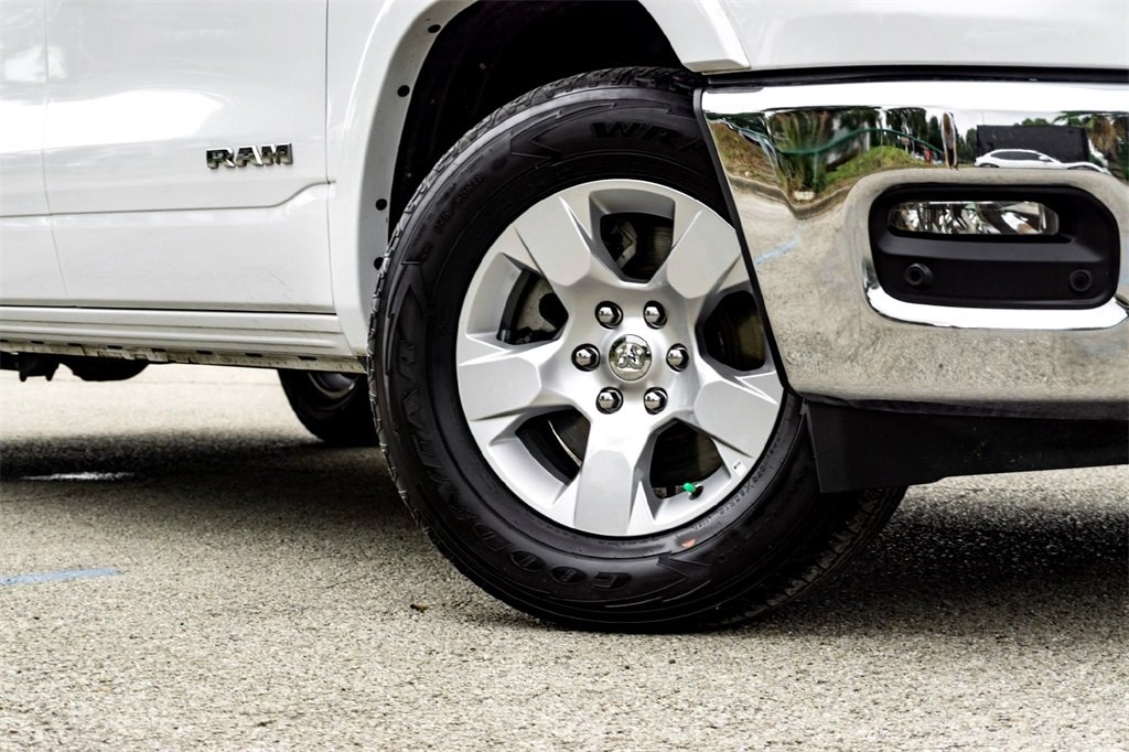 2025 Ram 1500 Big Horn Lone Star photo 2