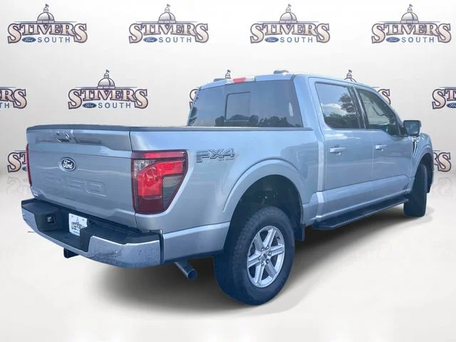 New 2026 Silver Ford XLT image 3