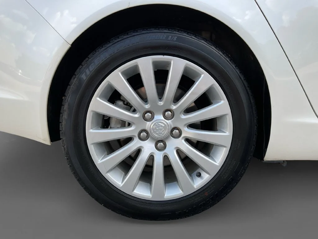 Used 2012 White Buick Premium I image 10