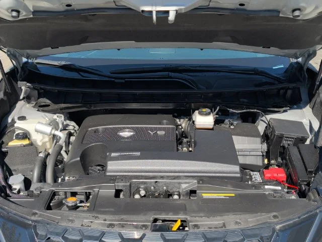 Used 2024 Gray Nissan SV image 38