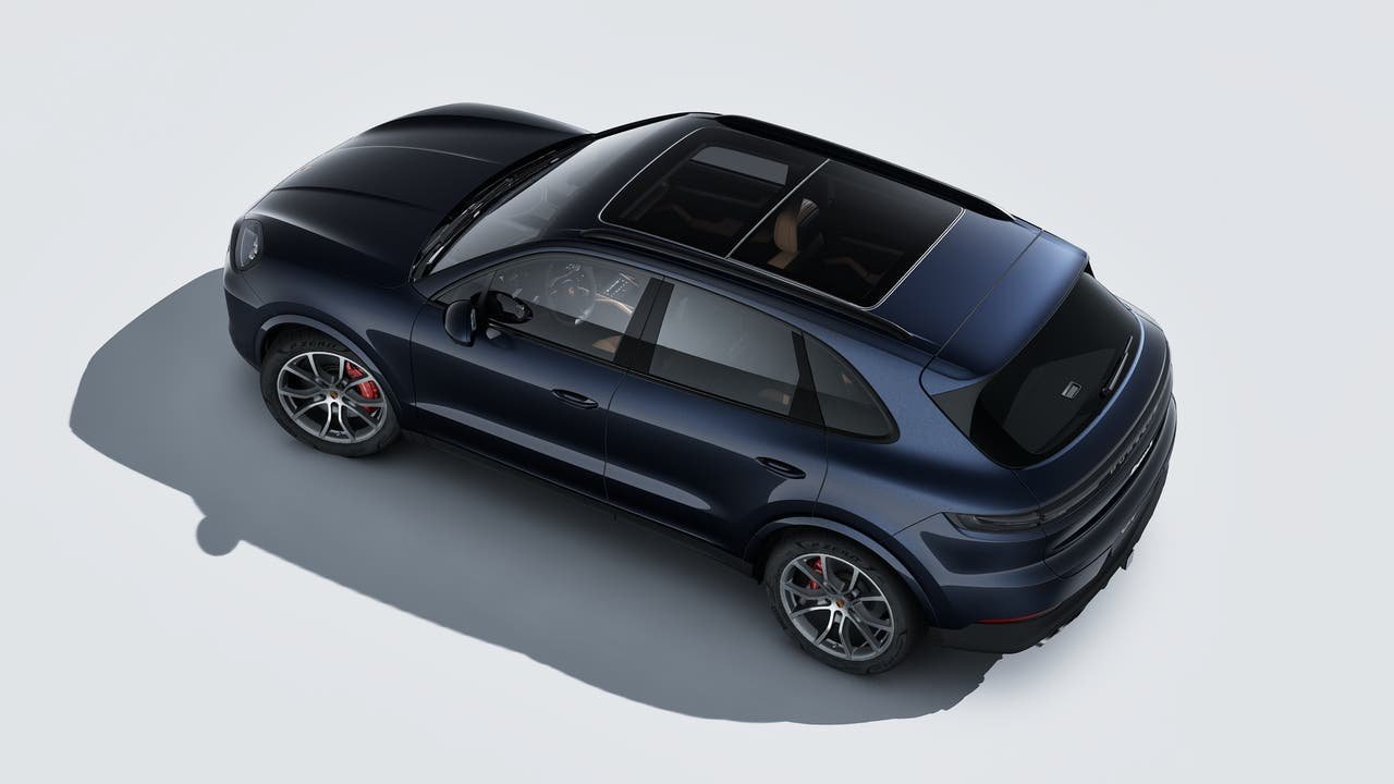 New 2026 Algarve Blue Metallic Porsche S image 4