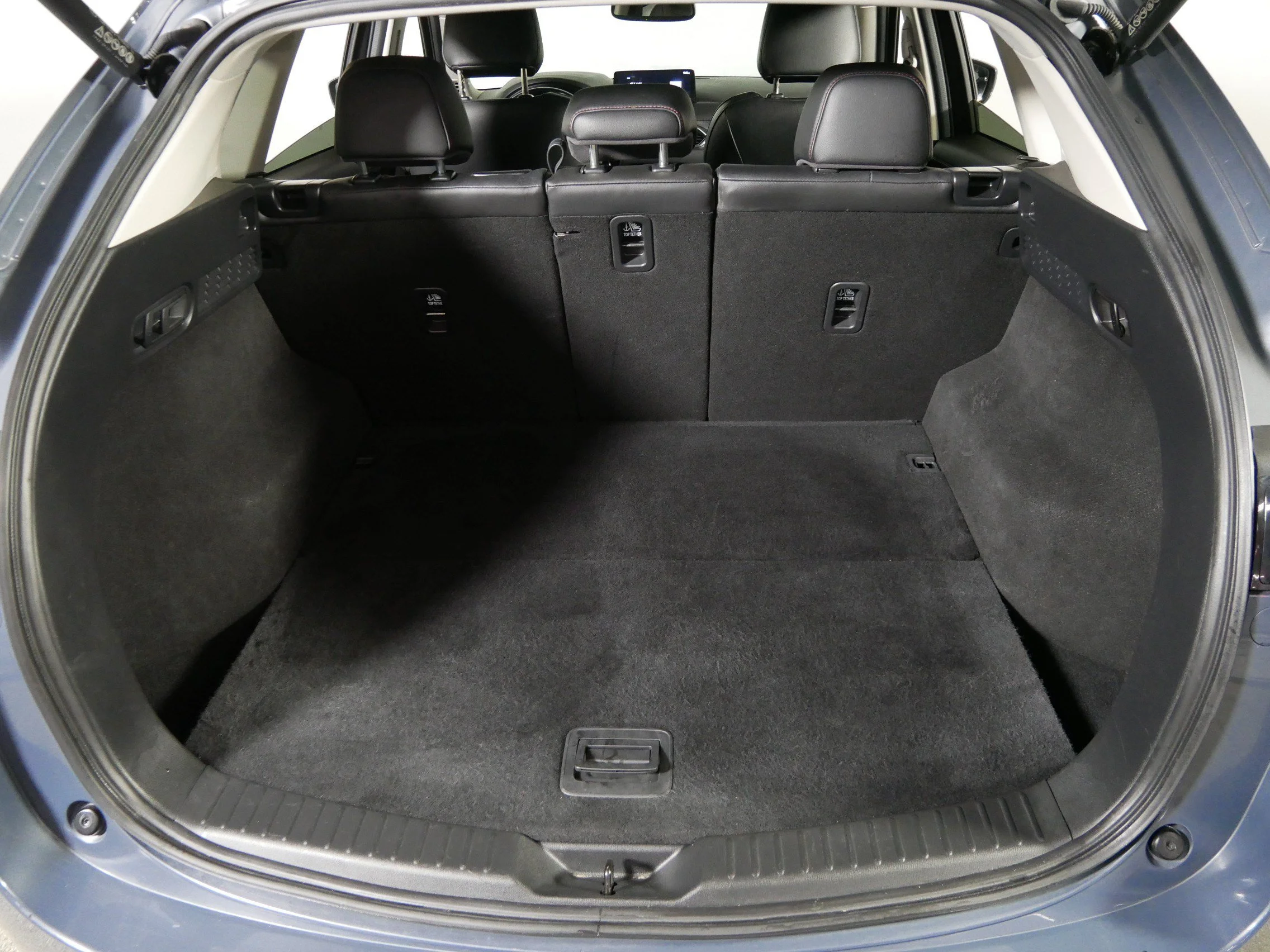 Used 2025 Polymetal Gray Metallic Mazda 2.5 S Carbon Edition image 18