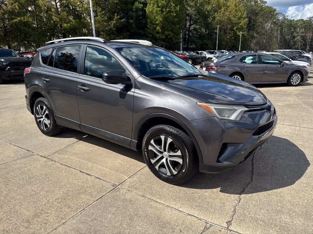 Used 2016 Gray Toyota LE image 11