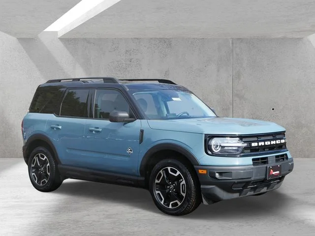 2021 Ford Bronco Sport Outer Banks 4X4's photo