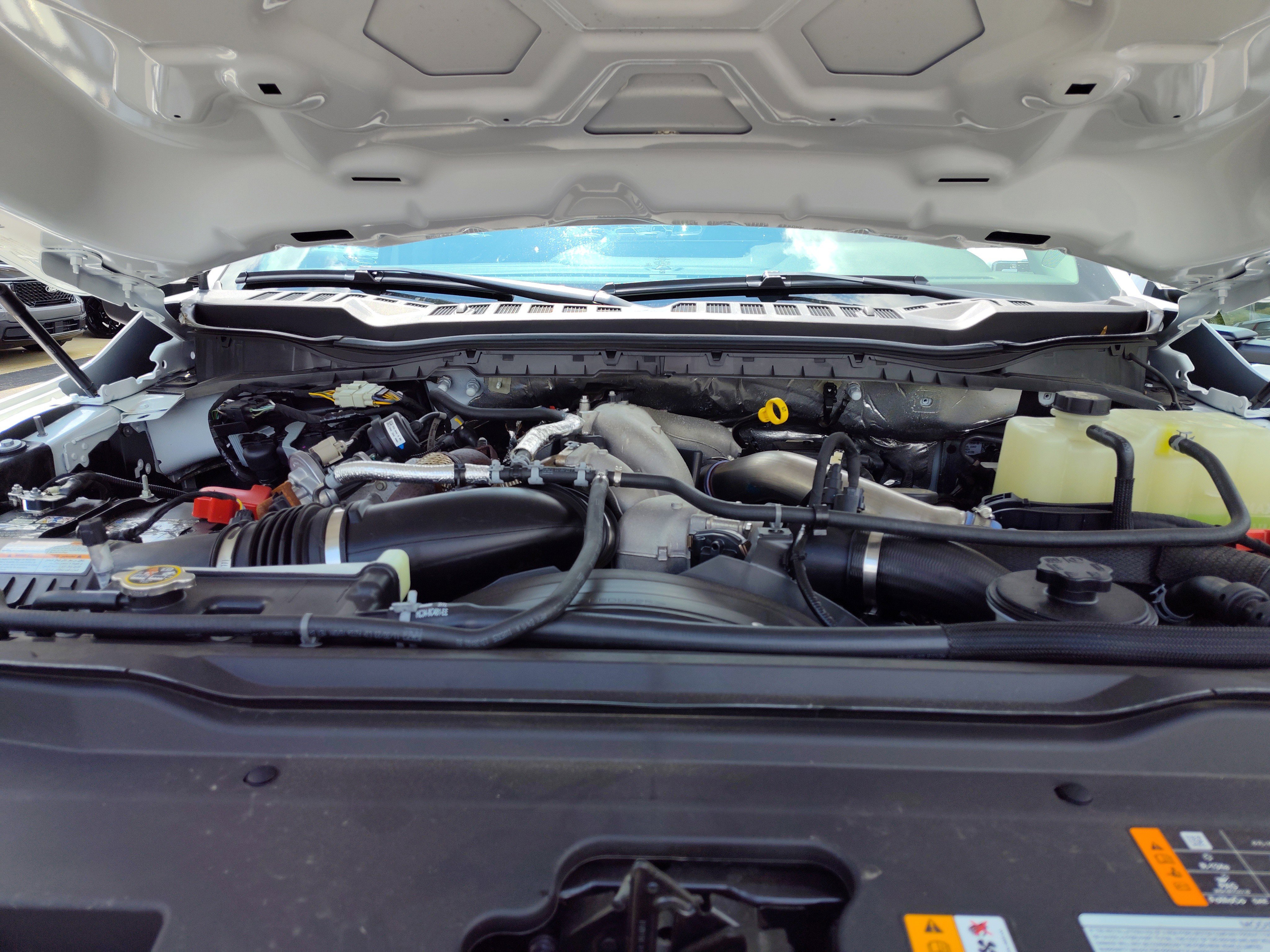 2024 Ford F-550 Super Duty Chassis Cab XLT - Photo 35