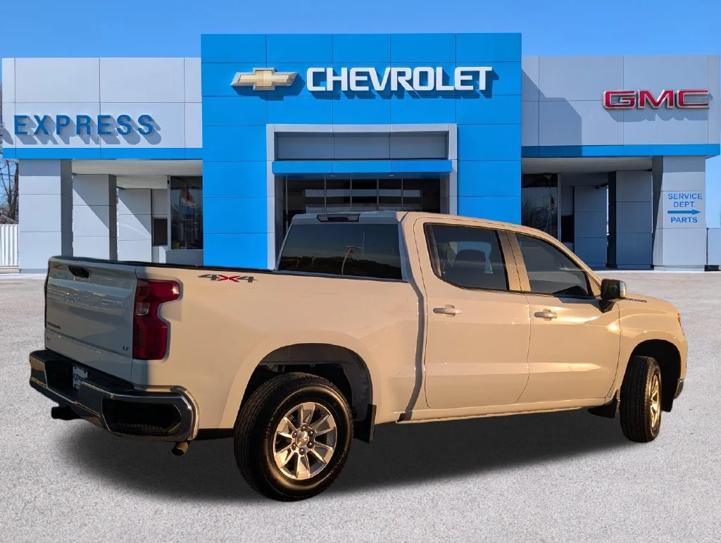 New 2026 Summit White Chevrolet LT image 3