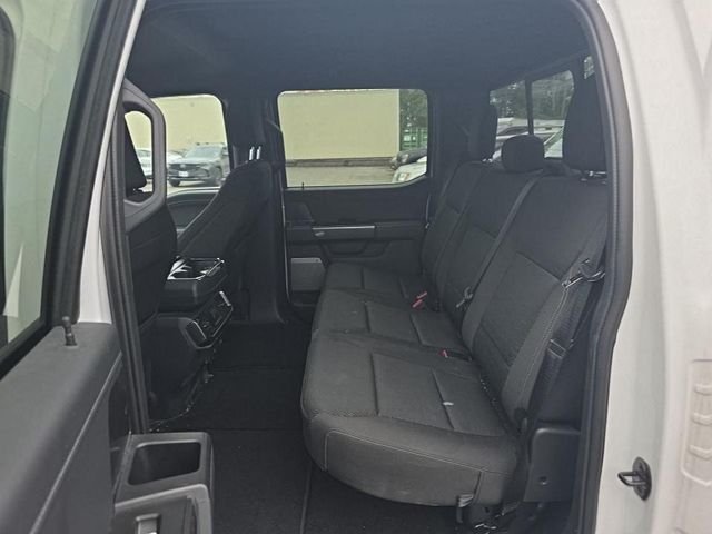 Used 2023 White Ford XLT image 5