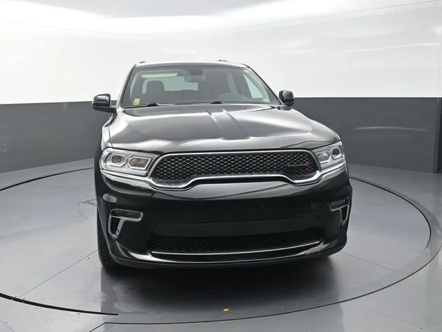 Used 2022 Black Dodge SXT image 4