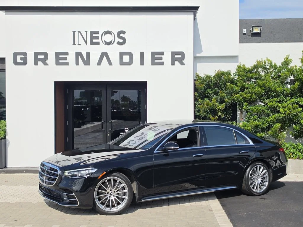 Used 2023 Black Mercedes-Benz S 580 image 2