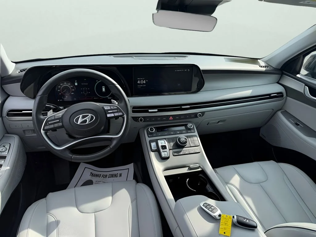 Used 2024 Moonlight Cloud Hyundai SEL image 17