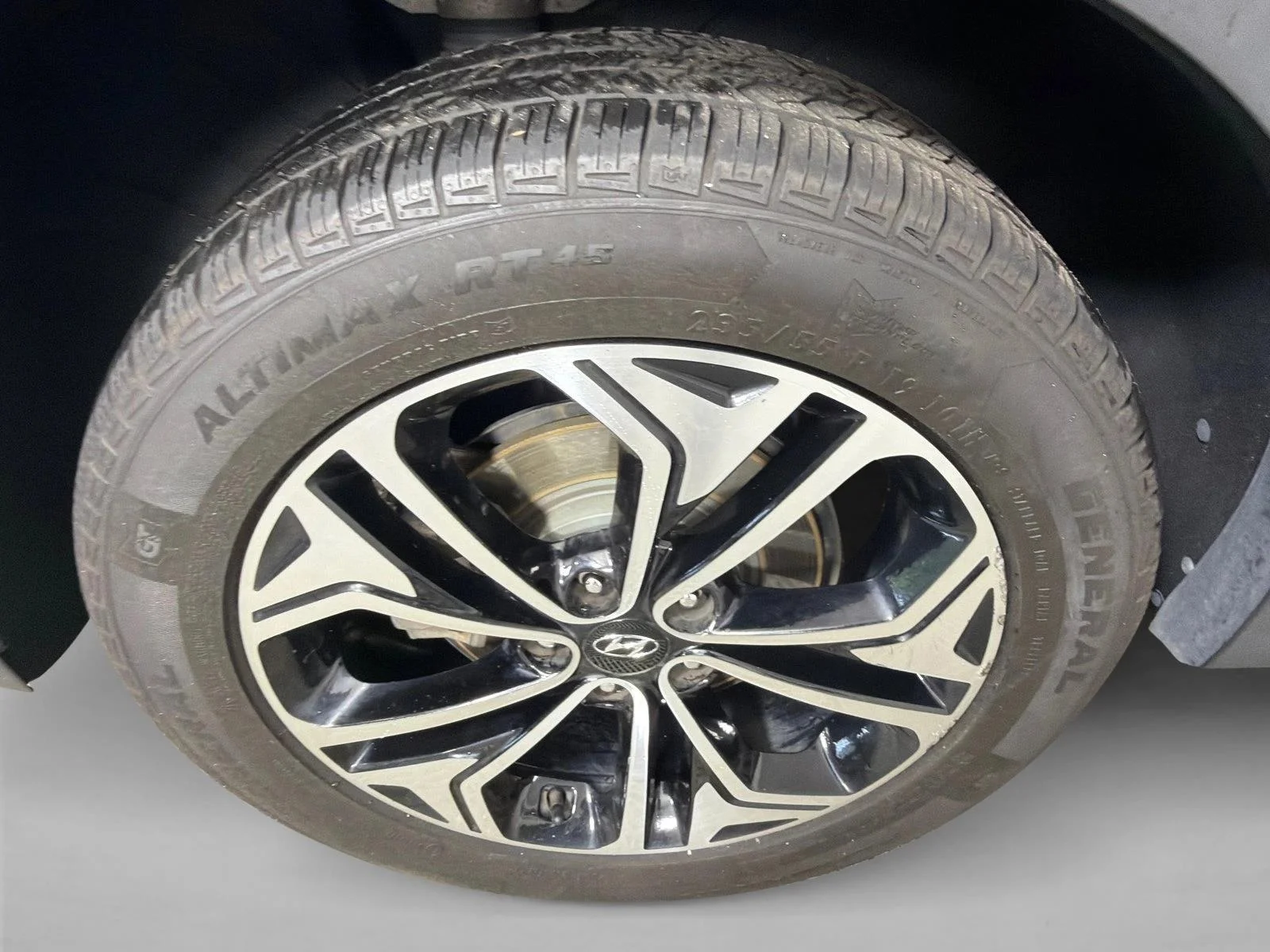 Used 2020 Gray Hyundai Limited image 19