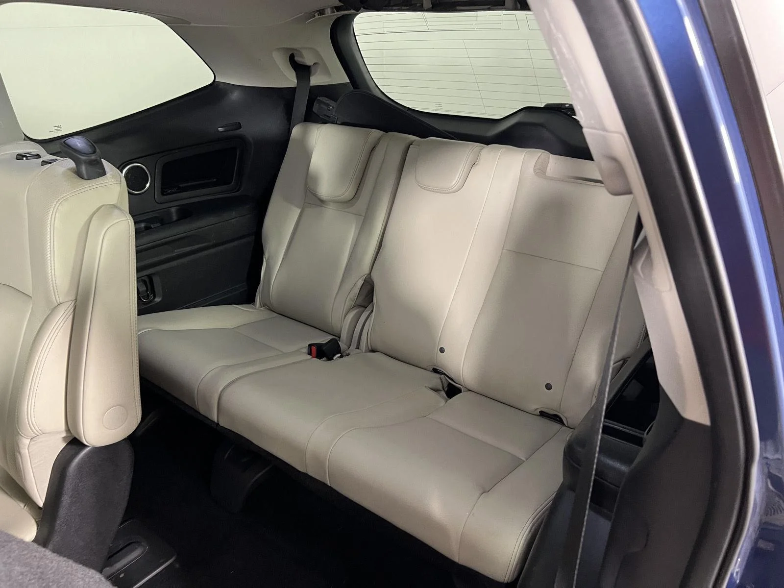 Used 2019 Abyss Blue Pearl Subaru Limited image 23
