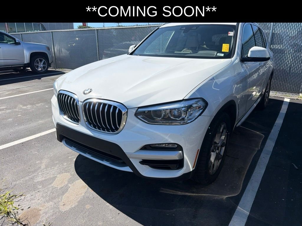 Used 2021 White BMW xDrive30e image 1