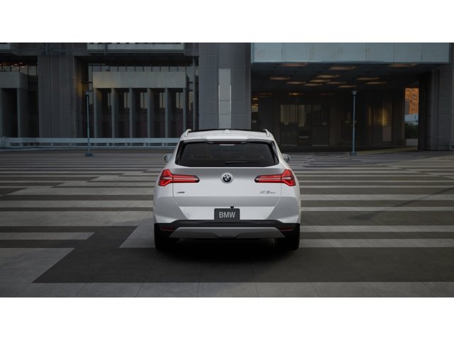 New 2026 Mineral White Metallic BMW 30 xDrive image 5