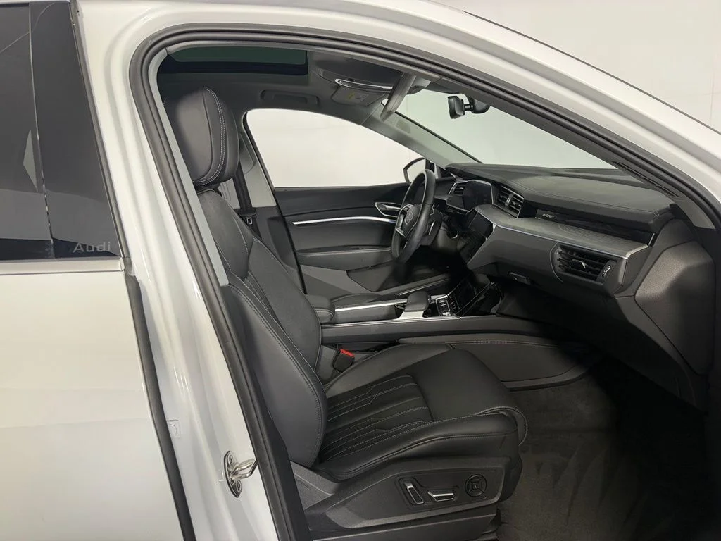 Used 2024 White Audi Prestige image 34