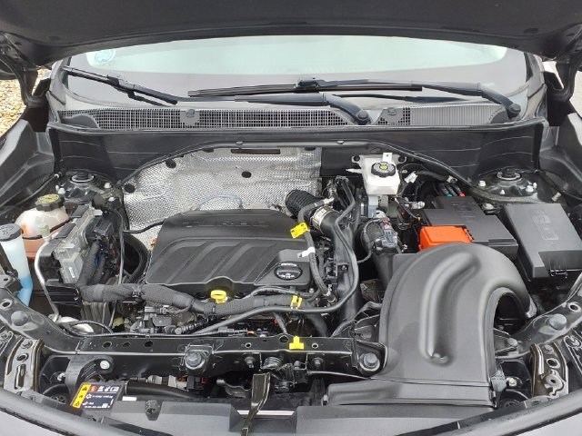 Used 2023 Ebony Twilight Metallic Buick Preferred image 14