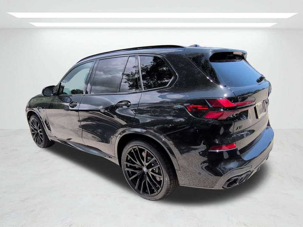 New 2026 Black Sapphire Metallic BMW M60i image 6