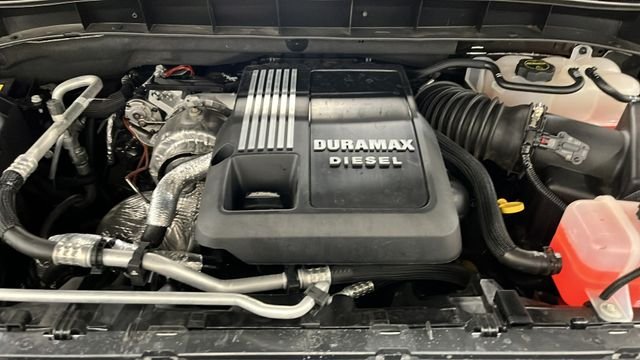 Used 2026 Titanium Rush Metallic GMC AT4 image 28