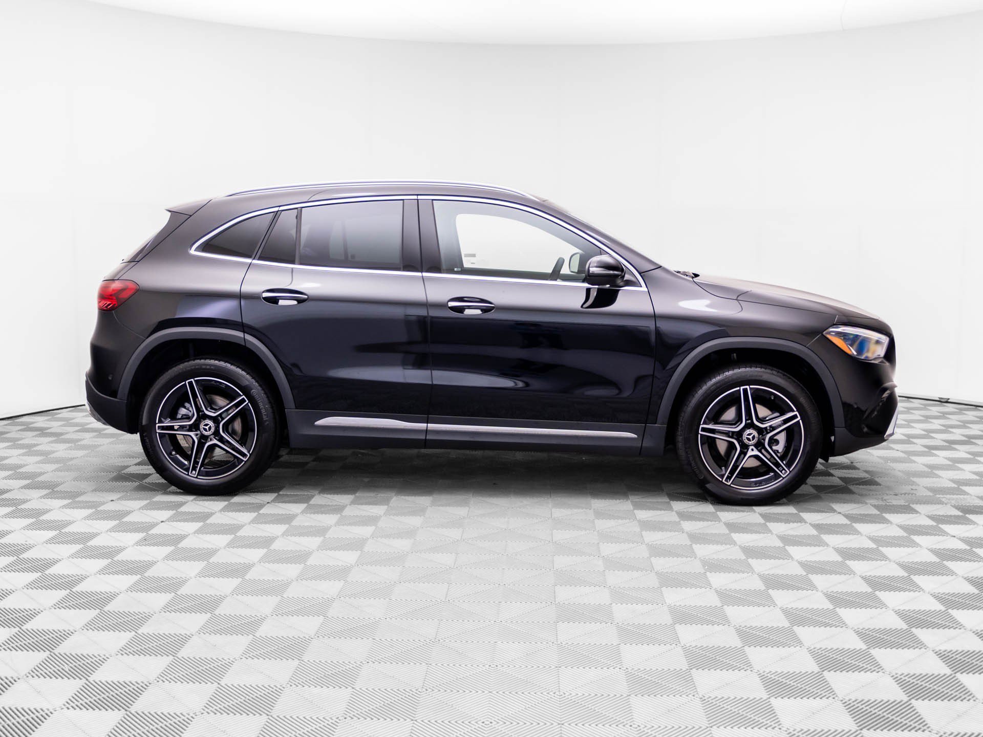 New 2026 Black Mercedes-Benz GLA 250 image 44