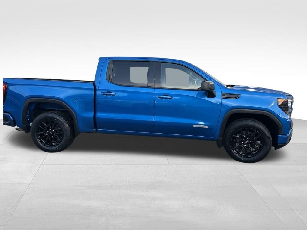 Used 2023 Blue GMC Elevation image 7