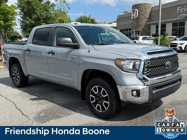 Used 2019 Gray Toyota SR5 image 3